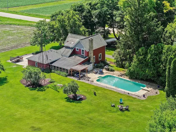 Dodgeville, WI 53533,4274 County Rd CH