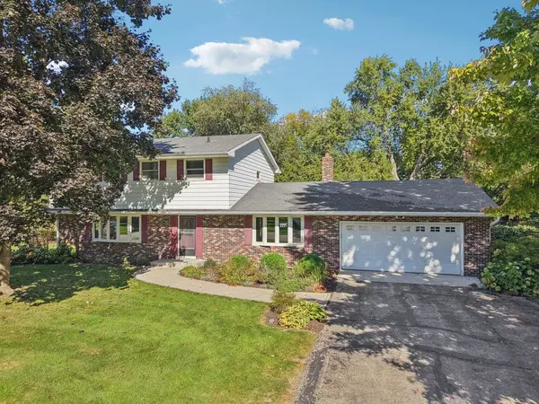 5588 Lavin Way, Waunakee, WI 53597