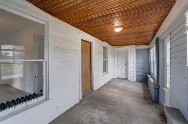 Whitewater, WI 53190,903 W Conger Street