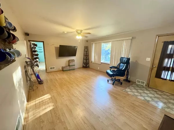 Richland Center, WI 53581,815 S James Street