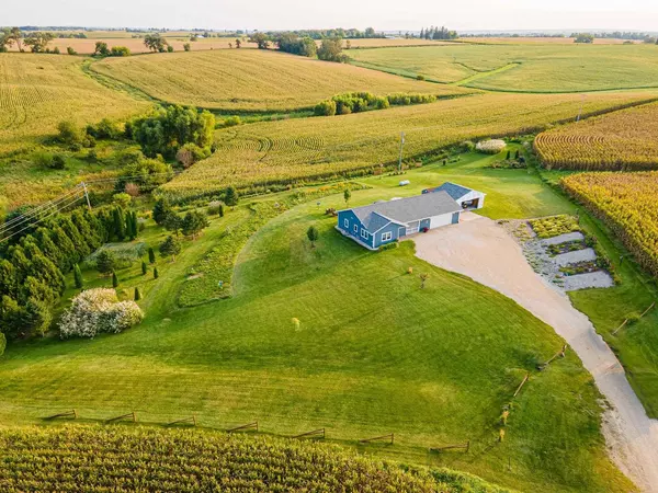 Hazel Green, WI 53811,125 Buncombe Road