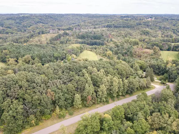Mauston, WI 53948,2.88 acres Nemitz Road
