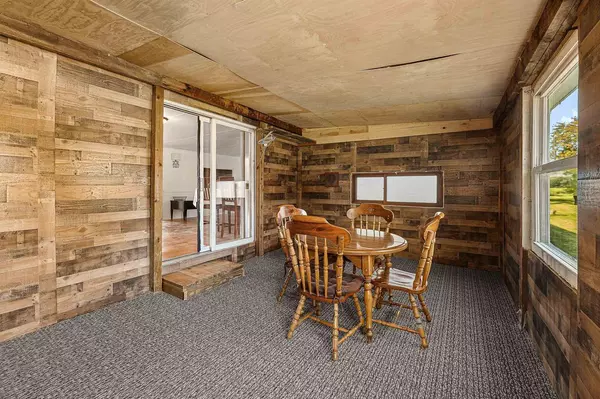 Oxford, WI 53952,W7694 Freedom Road