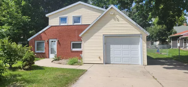14 N John Street, Mazomanie, WI 53560