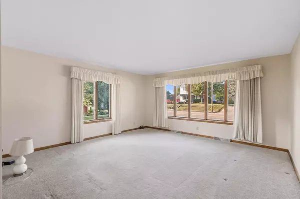 Arlington, WI 53911,118 Main Street