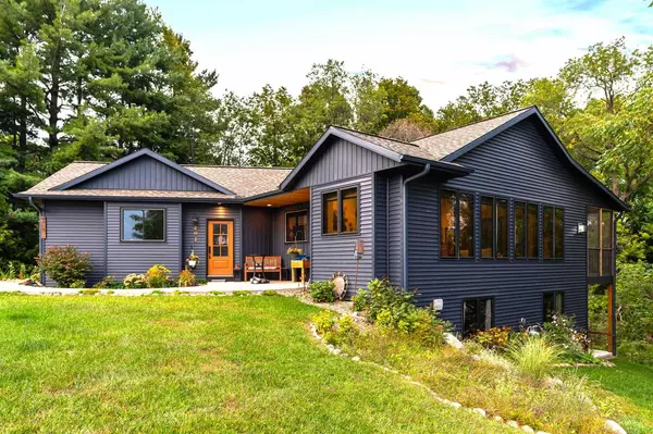401 Inverness Terrace Court #5, Baraboo, WI 53913
