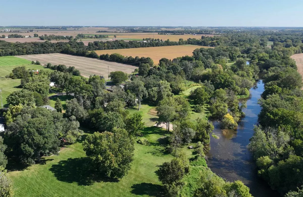 Beloit, WI 53511,4602 E Creek Road