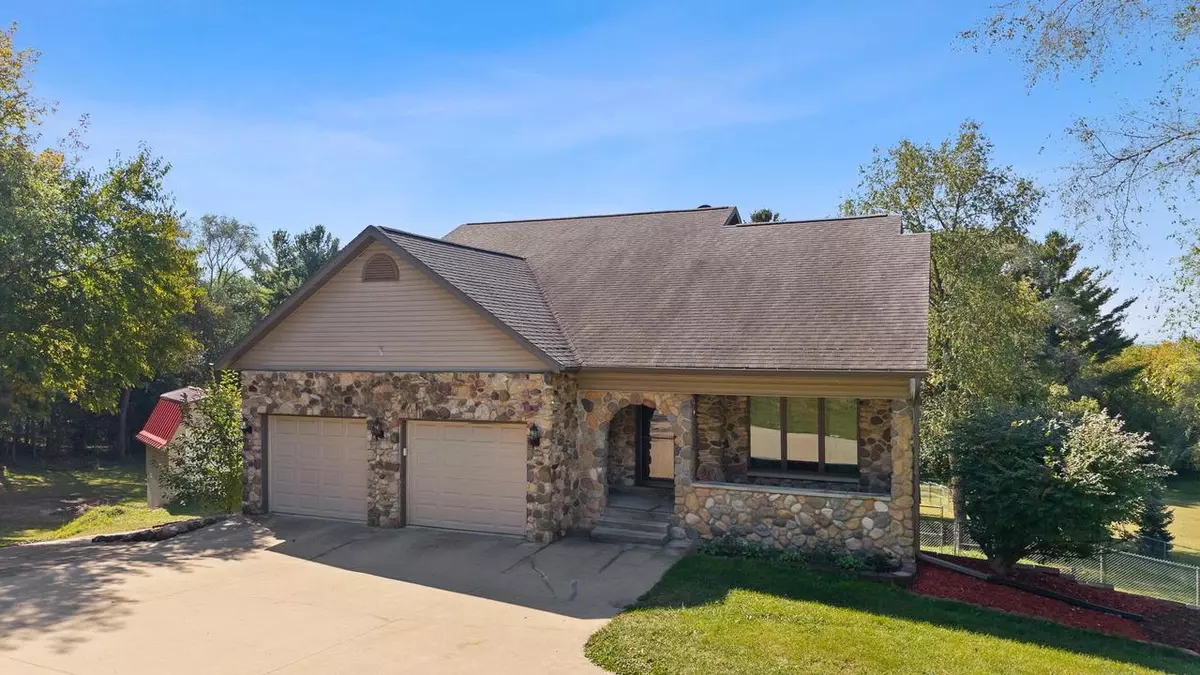 Pardeeville, WI 53954,W5746 Lintner Road