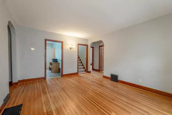 Beaver Dam, WI 53916,718 Mac Arthur Drive