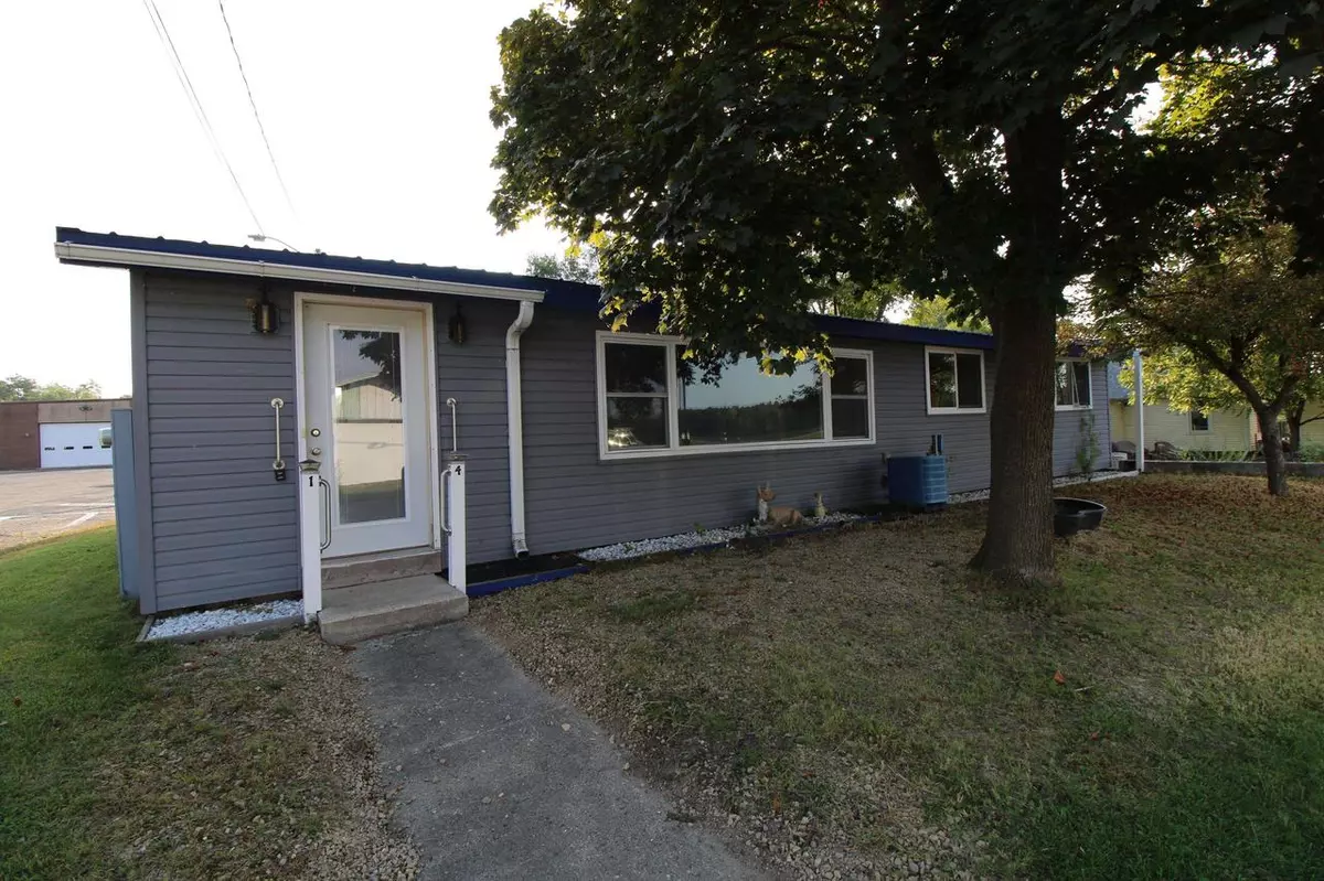 Montello, WI 53949,14 Sunset Drive