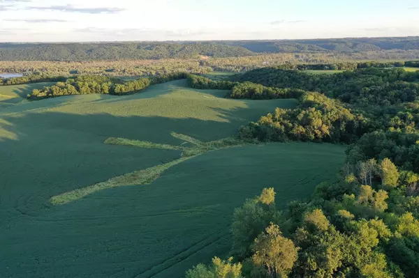 Wauzeka, WI 53826,33759 Cottontail Lane