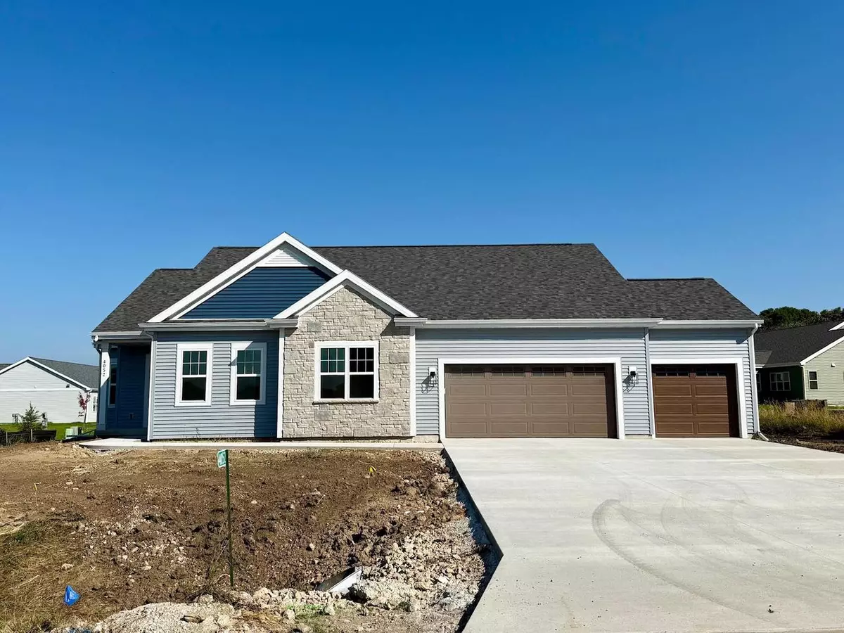 Deforest, WI 53532,4052 Royal View Drive