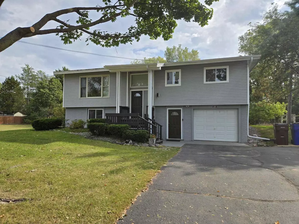 Adams, WI 53910,138 N Pierce Street