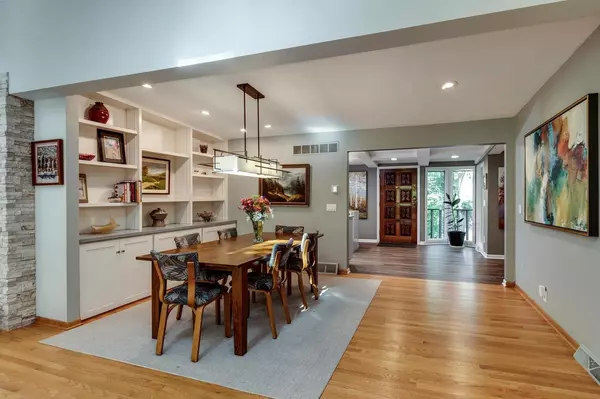 208 Saratoga Circle, Madison, WI 53705