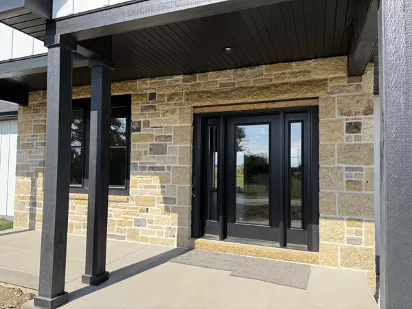 Mineral Point, WI 53565,192 Antoine Street