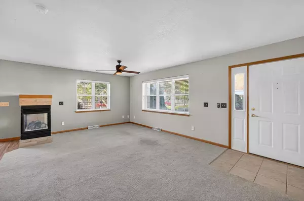 Sun Prairie, WI 53590,994 Chandler Lane