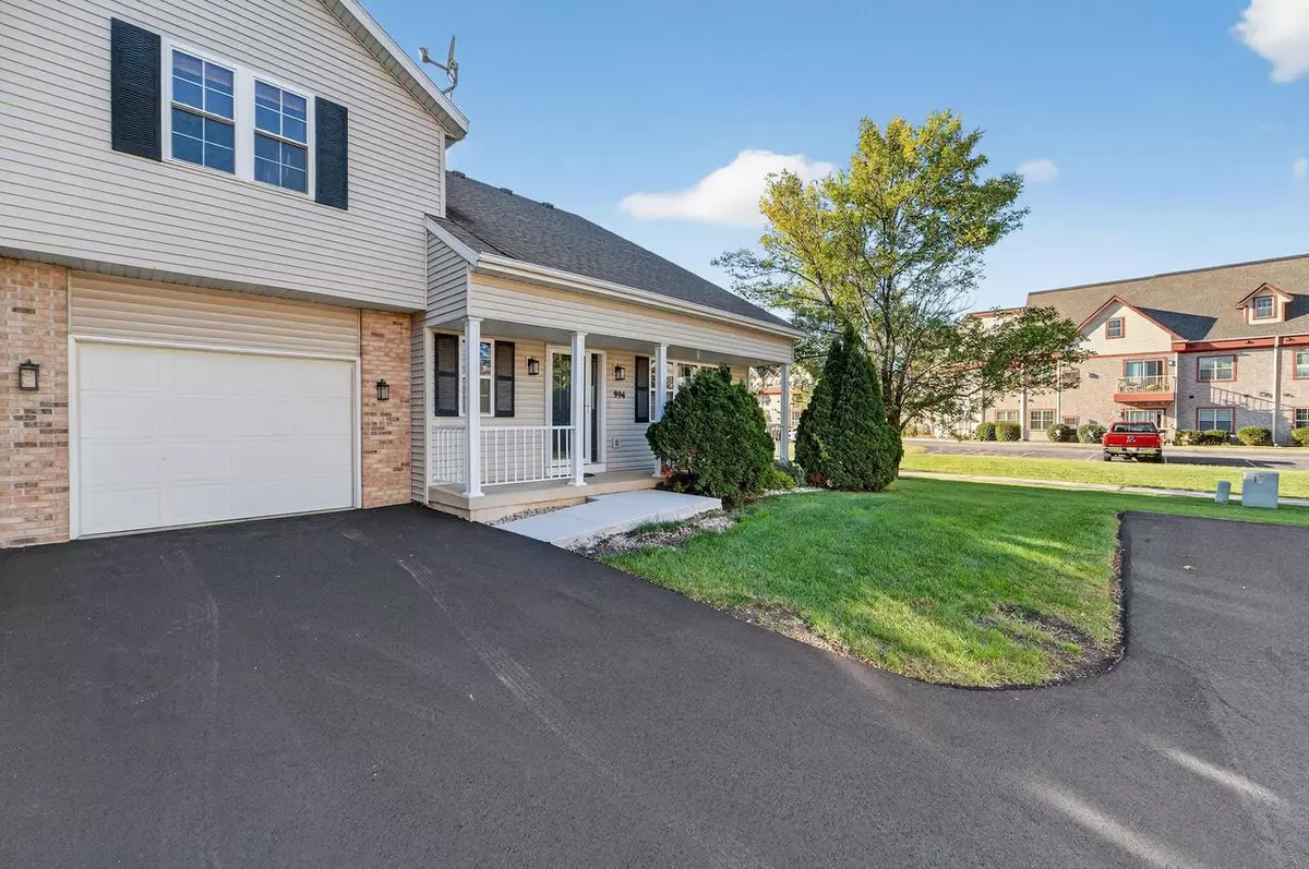 Sun Prairie, WI 53590,994 Chandler Lane