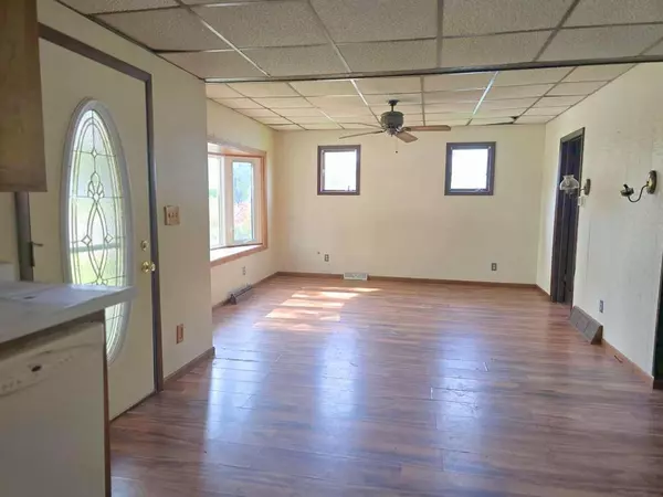 Arpin, WI 54410,6418 County Road N