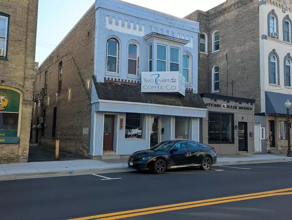 Portage, WI 53901,224 W Wisconsin Street