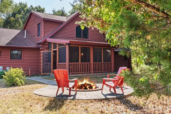 Wisconsin Dells, WI 53965,237 Oakbrook Drive
