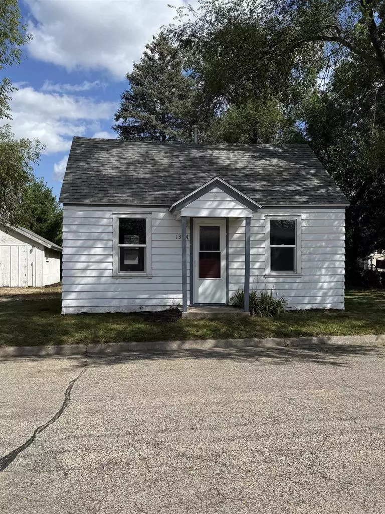 Prairie Du Chien, WI 53821,1304 S 11th Street