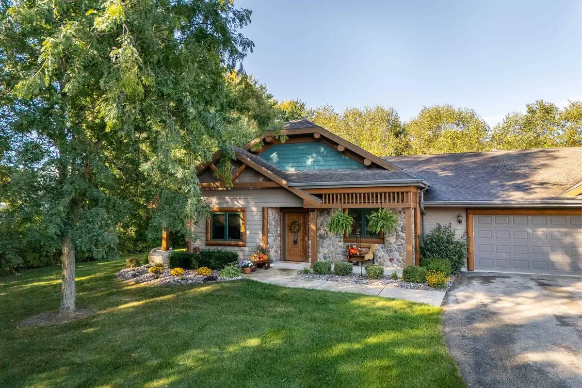 Cambridge, WI 53523,120 Waverly Drive