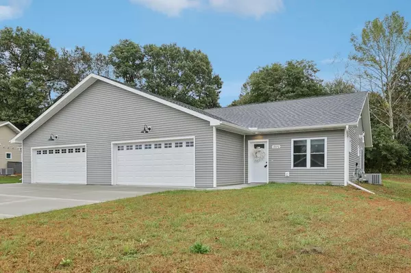 1970 Retzlaff Drive, Reedsburg, WI 53959