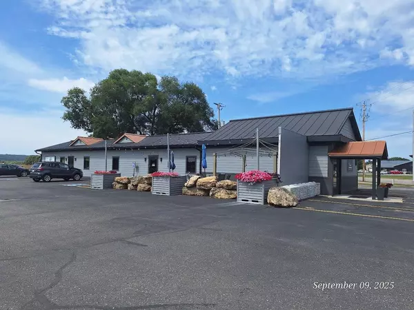 37505 Highway 18, Prairie Du Chien, WI 53821