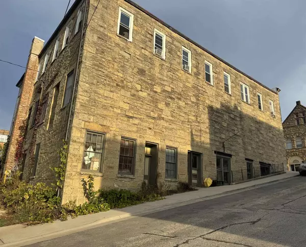 Mineral Point, WI 53565,204 & 206 High Street