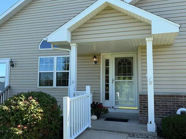 128 Summit Court, Columbus, WI 53925