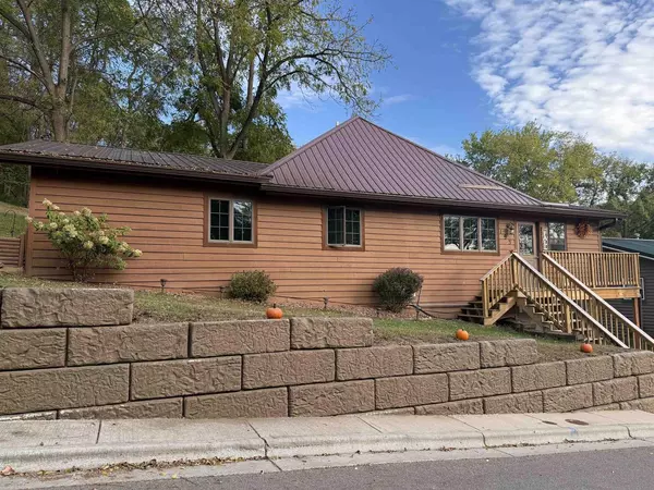 Richland Center, WI 53581,193 S Schmitz Street