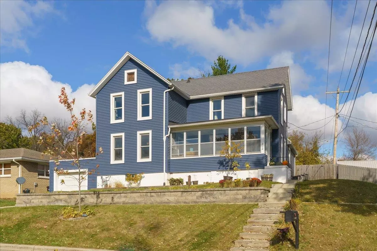 New Glarus, WI 53574,212 2nd Avenue