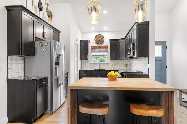 Baraboo, WI 53913,1811 Park View Drive