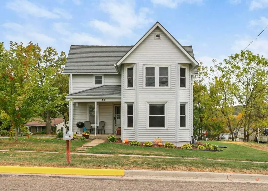 Barneveld, WI 53507,301 E Main Street