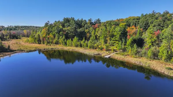 Ogdensburg, WI 54962,N6965 Knutson Lake Road