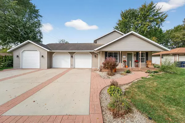 2019 Cottonwood Drive, Janesville, WI 53545
