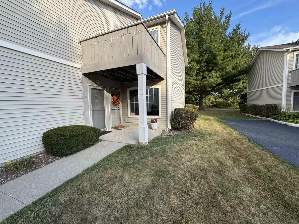 Beloit, WI 53511,2635 Iva Court #17