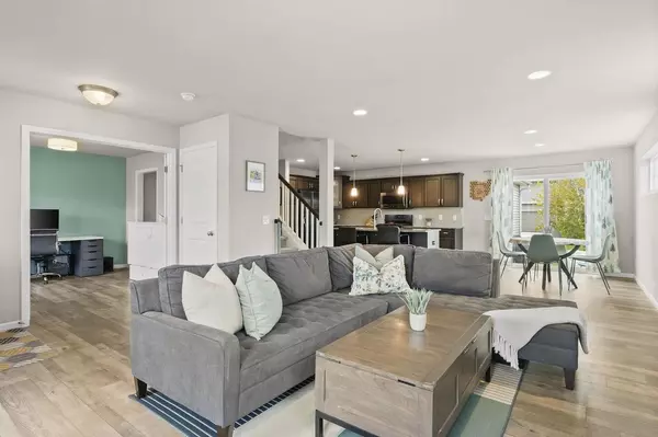 Verona, WI 53593,214 Blooming Leaf Way