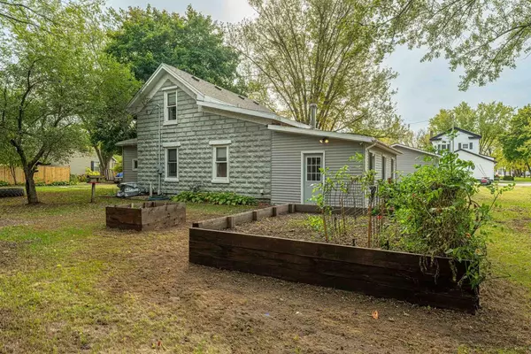 Lone Rock, WI 53556,311 N Highway 130