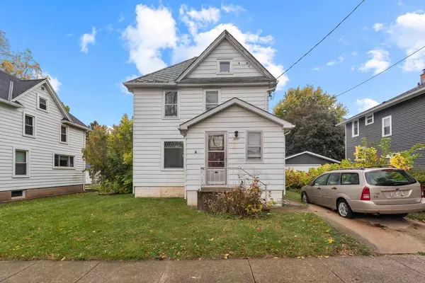 410 E Mill Street, Beaver Dam, WI 53916