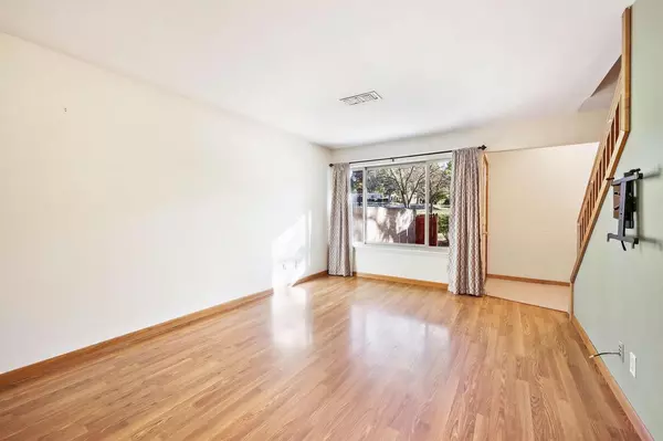 Madison, WI 53704,401 East Bluff