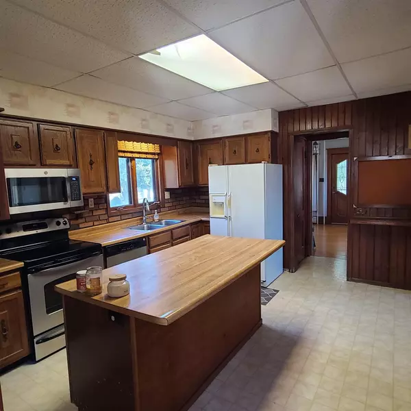 Cuba City, WI 53807,303 N Main Street Street