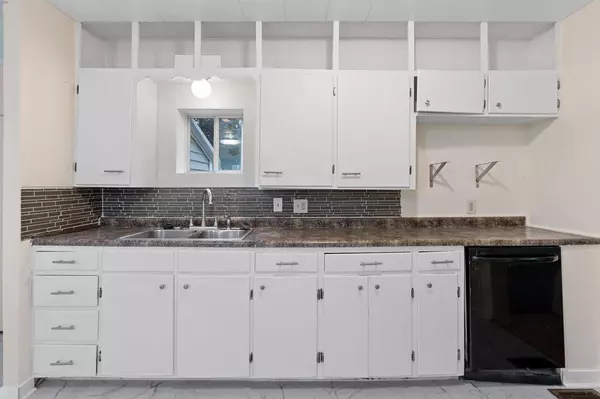 Baraboo, WI 53913,610 Ash Street