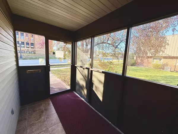 Baraboo, WI 53913,314 Ash Street