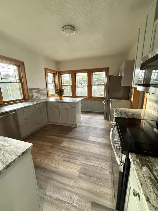 Beaver Dam, WI 53916,307 S University Avenue