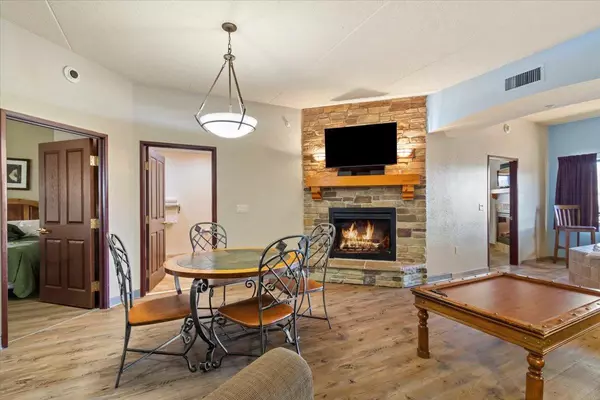 Wisconsin Dells, WI 53965,2411 River Road #2344