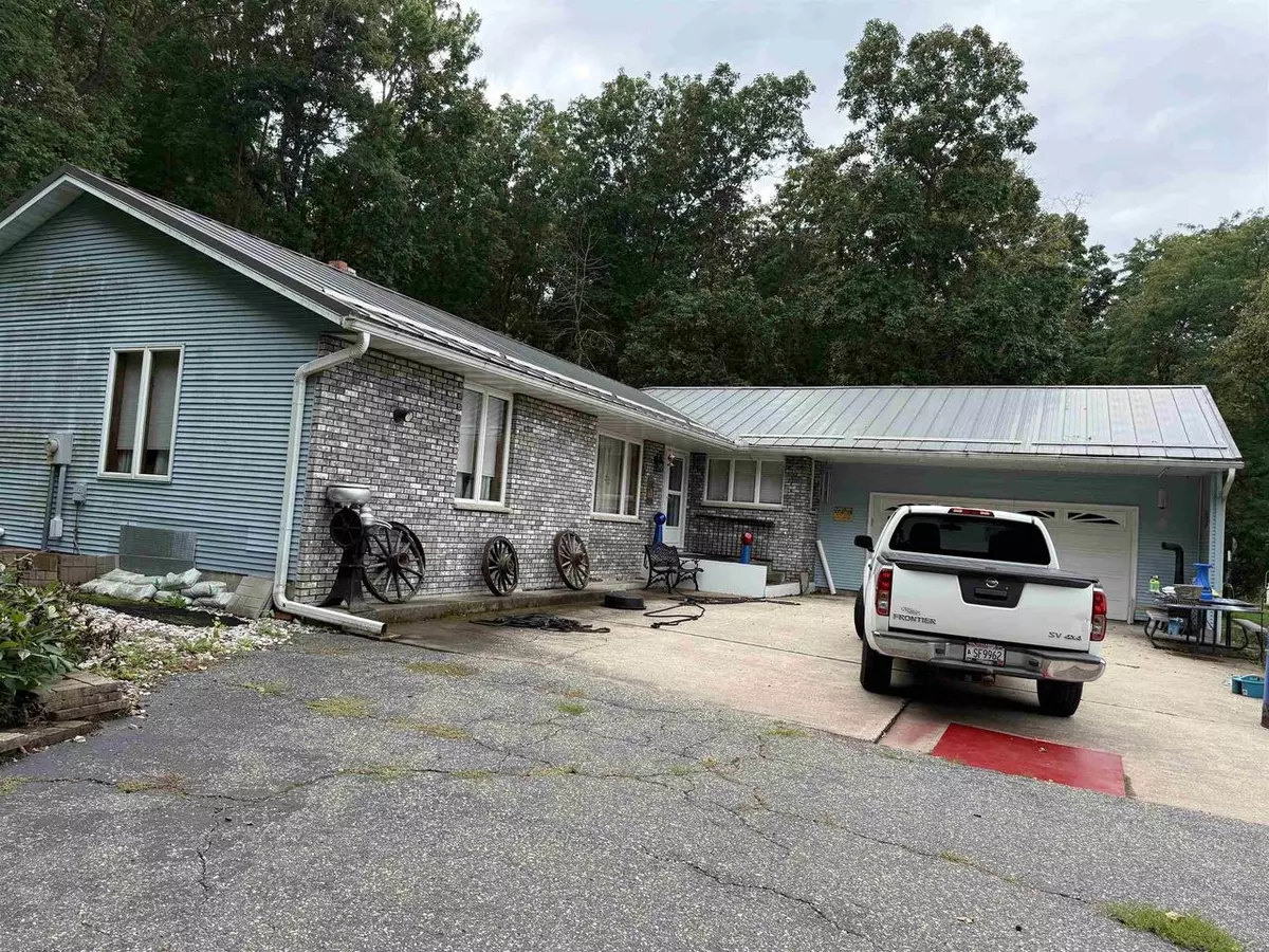 Baraboo, WI 53913,E12865 County Road W