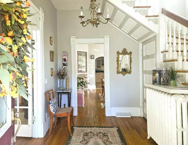 Viroqua, WI 54665,322 E Court Street