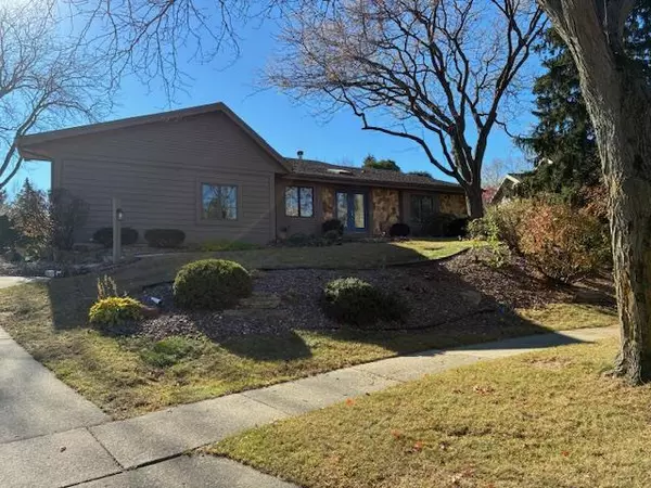 6341 Briarcliff Lane, Middleton, WI 53562