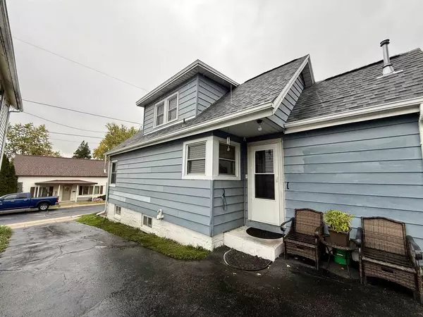 Watertown, WI 53098,207 Herman Street